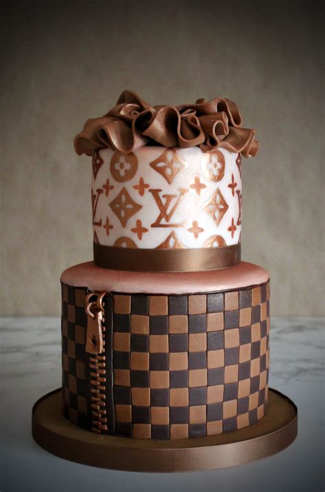 louis vuitton gateau|How to make Louis Vuitton Cake .